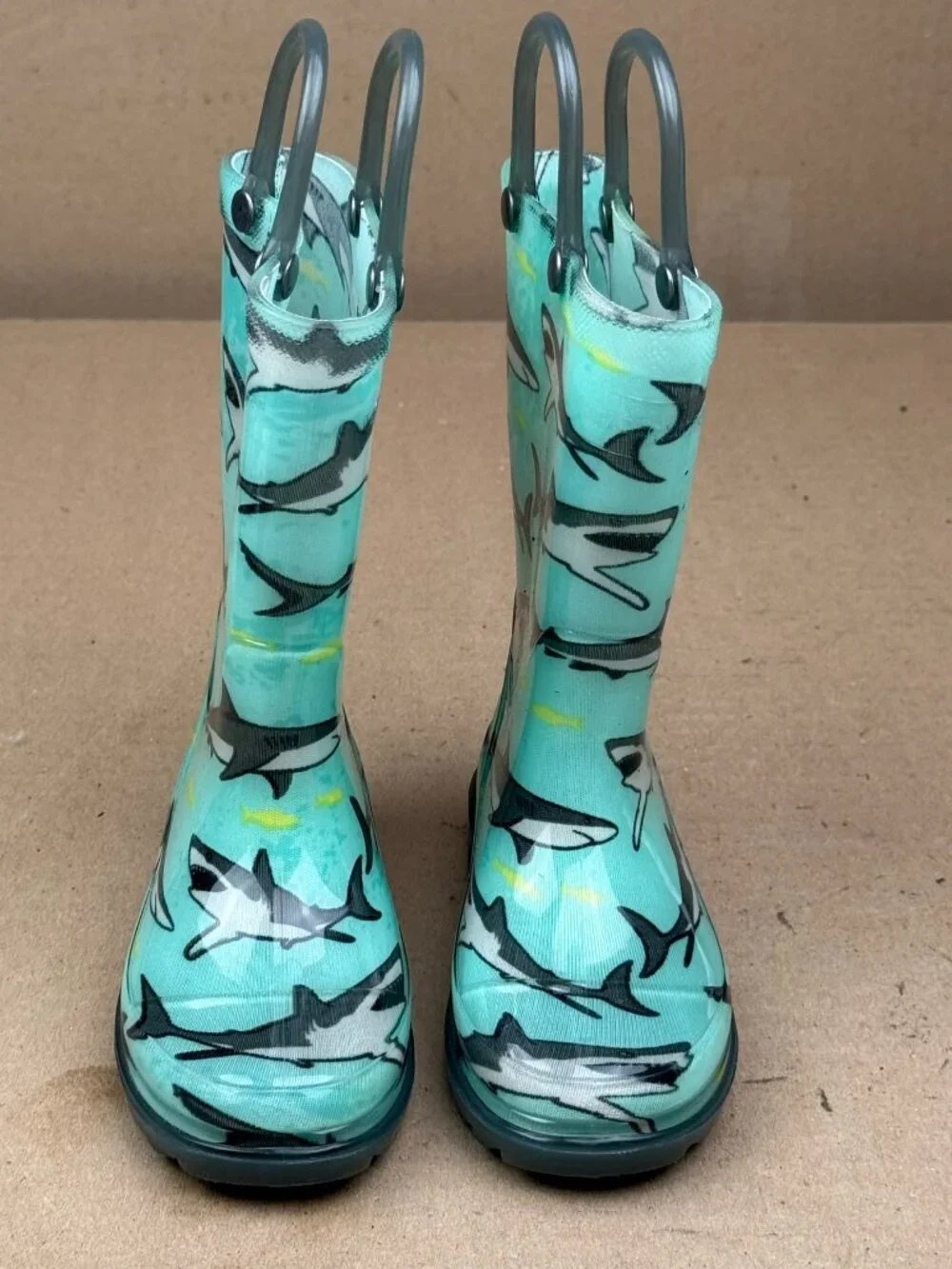 Western Chief Boys Shark Light In Heels Size 7 Green Pull-On Waterproof